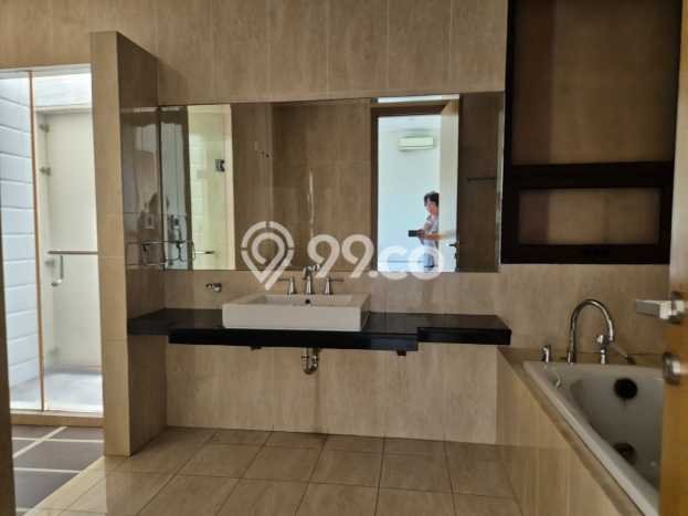 Hunian Elit LB 900m2 Siap Huni Desain Elegan di BSD De Park, Tangerang Hunian Elit LB 900m2 Siap Huni Desain Elegan di BSD De Park, Tangerang