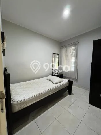 Rumah di BSD Castilla, Lingkungan Asri, 3 KM Rumah di BSD Castilla, Lingkungan Asri, 3 KM