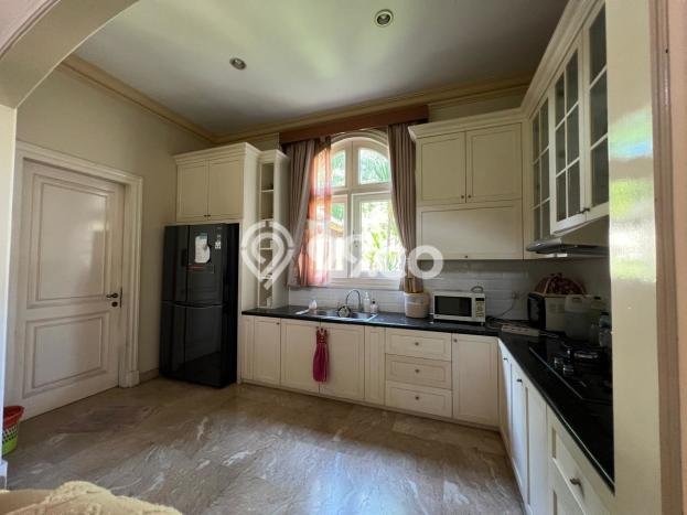 Siap Huni Rumah Mewah 5 Kamar di BSD Dekat ke Mana Pun Siap Huni Rumah Mewah 5 Kamar di BSD Dekat ke Mana Pun