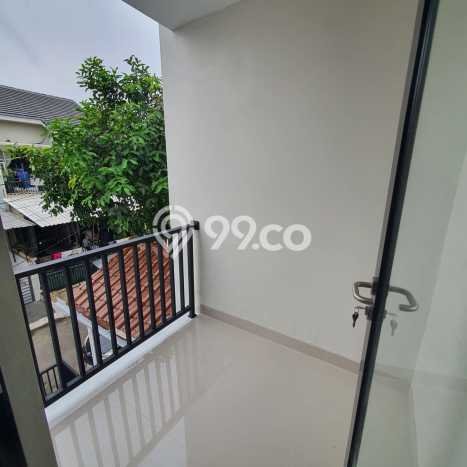 Jual Rumah Eksklusif 3 KT di Villa Melati Mas, Tangerang Selatan Jual Rumah Eksklusif 3 KT di Villa Melati Mas, Tangerang Selatan
