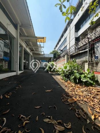 Komersial Dijual di Mampang Prapatan Jakarta Selatan dengan LB 500m2 Komersial Dijual di Mampang Prapatan Jakarta Selatan dengan LB 500m2
