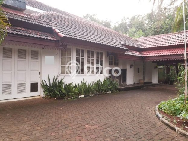For Sale! Premium House LT 1095m2 Desain Modern di Kalibata For Sale! Premium House LT 1095m2 Desain Modern di Kalibata