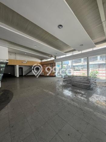 Komersial Dijual di Mampang Prapatan Jakarta Selatan dengan LB 500m2 Komersial Dijual di Mampang Prapatan Jakarta Selatan dengan LB 500m2
