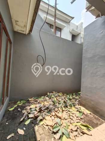 Jual Rumah Mewah Elegan Dengan View Cantik di Bintaro, Tangerang Selatan Jual Rumah Mewah Elegan Dengan View Cantik di Bintaro, Tangerang Selatan