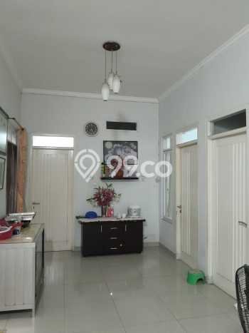 Rumah area BSD Griya Loka, 3 KM, Lingkungan Asri, Luas 160m² LB 175m² Rumah area BSD Griya Loka, 3 KM, Lingkungan Asri, Luas 160m² LB 175m²