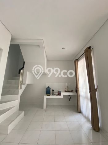Rumah Modern 2 KT di Gading Serpong Tangerang Semi Furnished Rumah Modern 2 KT di Gading Serpong Tangerang Semi Furnished
