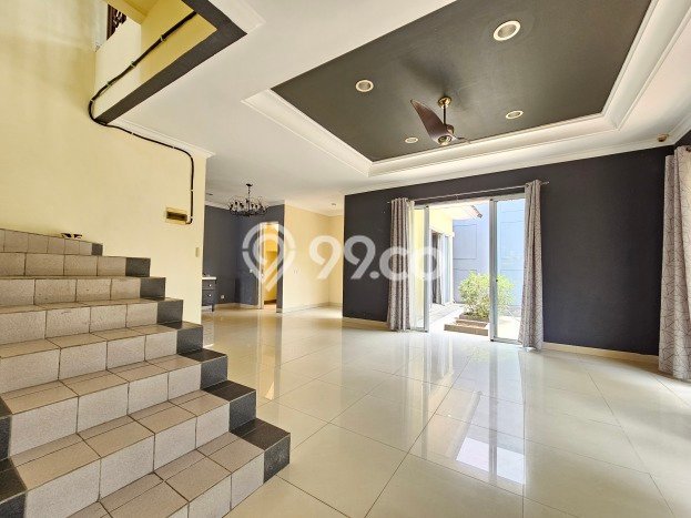 BEST OFFER! Rumah Nyaman area BSD Green Wich, LT 260m² Bangunan 160m² BEST OFFER! Rumah Nyaman area BSD Green Wich, LT 260m² Bangunan 160m²