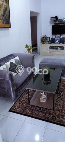 Hunian Nyaman Asri 2 KT Siap Huni di Bintaro Tangerang Selatan Hunian Nyaman Asri 2 KT Siap Huni di Bintaro Tangerang Selatan