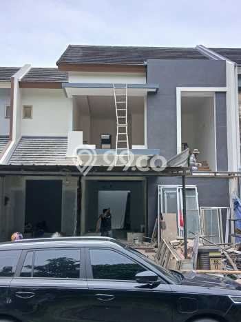 Siap Huni Hunian Elit 4 Kamar di BSD Dekat ke Mana Pun Siap Huni Hunian Elit 4 Kamar di BSD Dekat ke Mana Pun