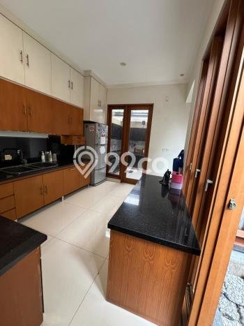 Siap Huni Rumah Mewah 4 Kamar di BSD Dekat ke Mana Saja Siap Huni Rumah Mewah 4 Kamar di BSD Dekat ke Mana Saja