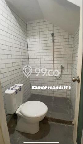 Rumah Strategis Minimalis Lb 160m2 di Serpong Utara, Tangerang Selatan Rumah Strategis Minimalis Lb 160m2 di Serpong Utara, Tangerang Selatan