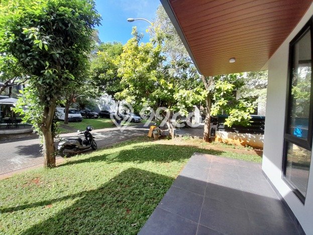 Dijual Rumah Elit Exclusive di BSD, Tangerang Selatan Dijual Rumah Elit Exclusive di BSD, Tangerang Selatan