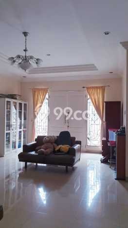 Rumah Mewah LB 500m2 Siap Pakai Desain Elegan di Gading Serpong, Tangerang Rumah Mewah LB 500m2 Siap Pakai Desain Elegan di Gading Serpong, Tangerang