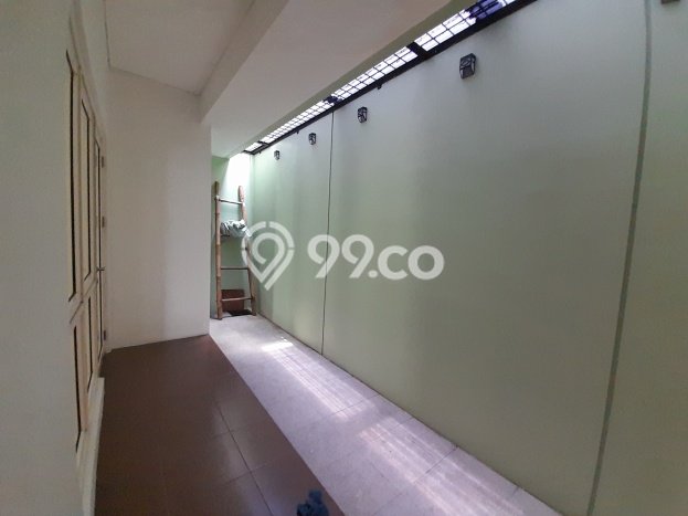Rumah Modern 4 KT di BSD Nusaloka Tangerang Unfurnished Rumah Modern 4 KT di BSD Nusaloka Tangerang Unfurnished