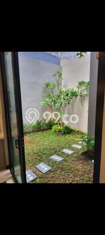Dijual Rumah Premium dengan Fasilitas Sekitar Lengkap di BSD, Tangerang Selatan Dijual Rumah Premium dengan Fasilitas Sekitar Lengkap di BSD, Tangerang Selatan