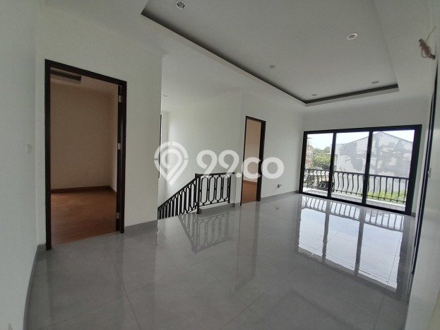 Rumah lokasi BSD, Tangerang, LT 208m² Bangunan 275m² Rumah lokasi BSD, Tangerang, LT 208m² Bangunan 275m²