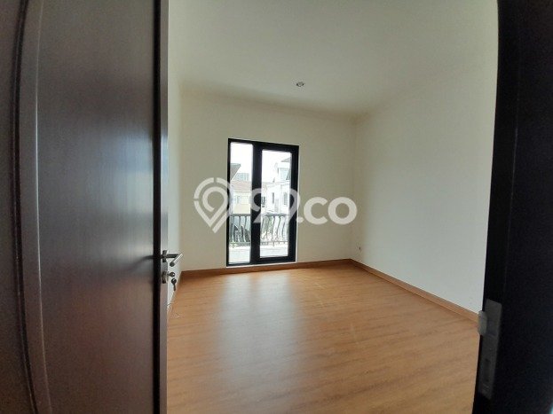 Rumah lokasi BSD, Tangerang, LT 208m² Bangunan 275m² Rumah lokasi BSD, Tangerang, LT 208m² Bangunan 275m²