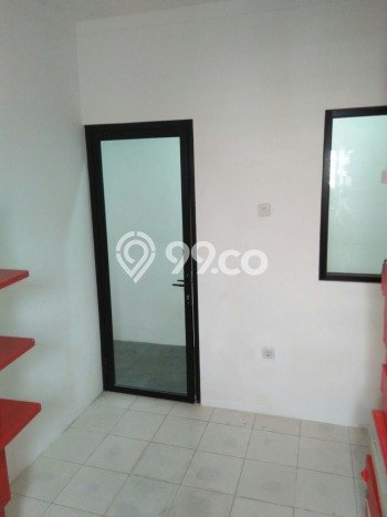 Ruko Dijual di Jakarta Selatan LT 85m2 & LB 240m2 Lokasi Terbaik! Ruko Dijual di Jakarta Selatan LT 85m2 & LB 240m2 Lokasi Terbaik!