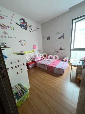Siap Huni Hunian Elit 4 Kamar di BSD Dekat ke Mana Pun Siap Huni Hunian Elit 4 Kamar di BSD Dekat ke Mana Pun