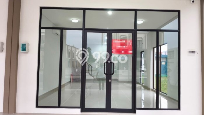 Ruko Dijual di Tangerang LT 82m2 & LB 176m2 Lokasi Terbaik! Ruko Dijual di Tangerang LT 82m2 & LB 176m2 Lokasi Terbaik!