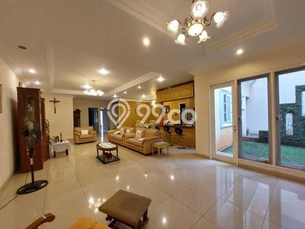 Rumah Mewah LB 500m2 Siap Pakai Desain Elegan di Gading Serpong, Tangerang Rumah Mewah LB 500m2 Siap Pakai Desain Elegan di Gading Serpong, Tangerang