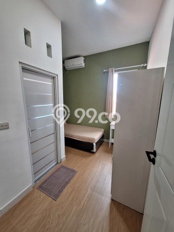 Cocok Untuk Investasi! For Sale Kost di Bintaro 17 Kamar Cocok Untuk Investasi! For Sale Kost di Bintaro 17 Kamar