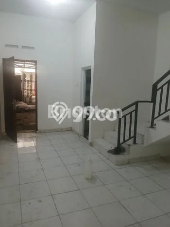 Ruko Dijual di Jakarta Barat LT 112m2 & LB 180m2 Lokasi Terbaik! Ruko Dijual di Jakarta Barat LT 112m2 & LB 180m2 Lokasi Terbaik!