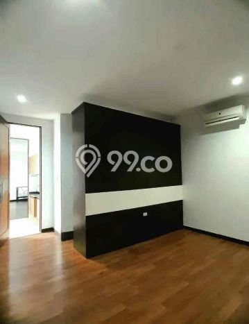 Hunian Minimalis dengan LT 350m2 & LB 600m2 Disewakan di Pondok Indah Hunian Minimalis dengan LT 350m2 & LB 600m2 Disewakan di Pondok Indah