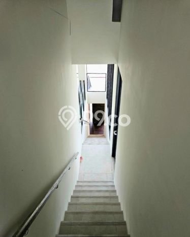 Jual Ruko Strategis di , Luas 219m2m², Jalan Utama, Area Bisnis Jual Ruko Strategis di , Luas 219m2m², Jalan Utama, Area Bisnis