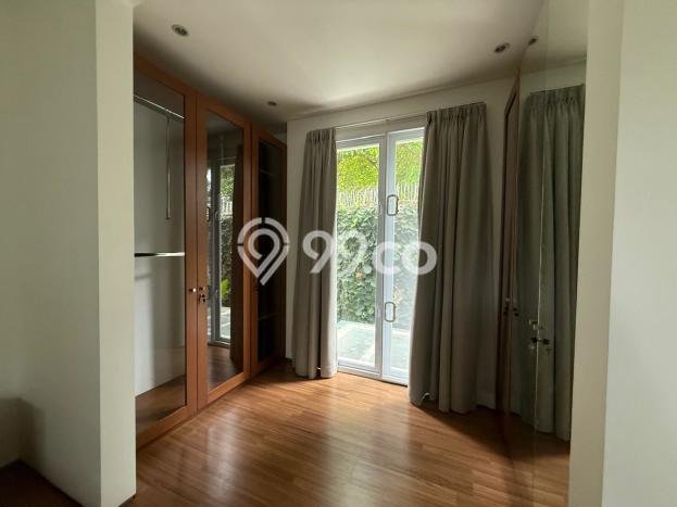 Disewakan Rumah Modern di Kebayoran Baru Harga Rp 680 Juta/ Tahun Disewakan Rumah Modern di Kebayoran Baru Harga Rp 680 Juta/ Tahun