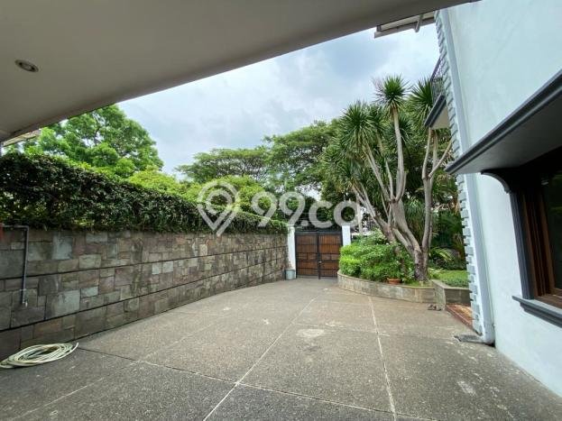 Sewa Rumah Nyaman di Kebayoran Baru Harga Rp.1,06 Miliar/ Tahun Sewa Rumah Nyaman di Kebayoran Baru Harga Rp.1,06 Miliar/ Tahun