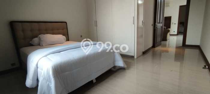 Rumah Kondisi Baik Disewakan di Bangka, Jakarta Selatan LT 464m2, LB 308m2 Rumah Kondisi Baik Disewakan di Bangka, Jakarta Selatan LT 464m2, LB 308m2