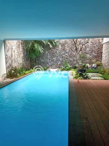 Rumah Kondisi Baik Disewakan di Bangka, Jakarta Selatan LT 464m2, LB 308m2 Rumah Kondisi Baik Disewakan di Bangka, Jakarta Selatan LT 464m2, LB 308m2