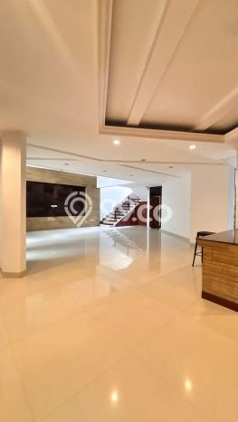 Rumah Disewakan Jakarta Selatan LT 300m2 LB 400m2 Area Pondok Indah Rumah Disewakan Jakarta Selatan LT 300m2 LB 400m2 Area Pondok Indah