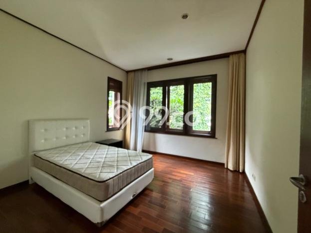 Sewa Rumah Nyaman di Kebayoran Baru Siap Pakai dan Strategis Sewa Rumah Nyaman di Kebayoran Baru Siap Pakai dan Strategis