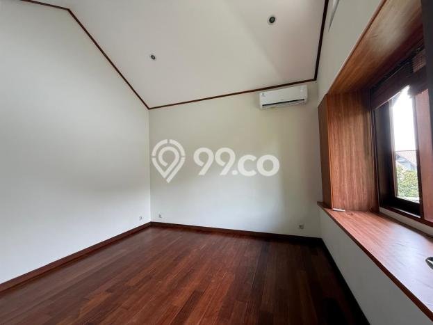 Sewa Rumah Nyaman di Kebayoran Baru Siap Pakai dan Strategis Sewa Rumah Nyaman di Kebayoran Baru Siap Pakai dan Strategis