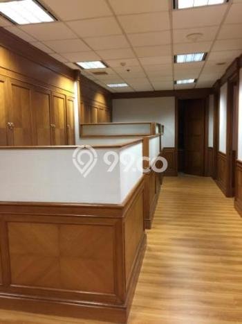 Unit Kantor Disewakan di scbd di Area Ramai & Strategis Unit Kantor Disewakan di scbd di Area Ramai & Strategis