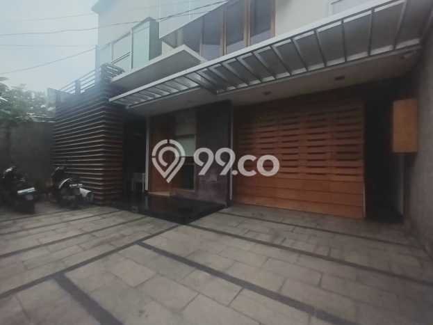 Hunian Eksklusif Dijual LT 237m2 di Kebayoran Baru, Jakarta Selatan Hunian Eksklusif Dijual LT 237m2 di Kebayoran Baru, Jakarta Selatan