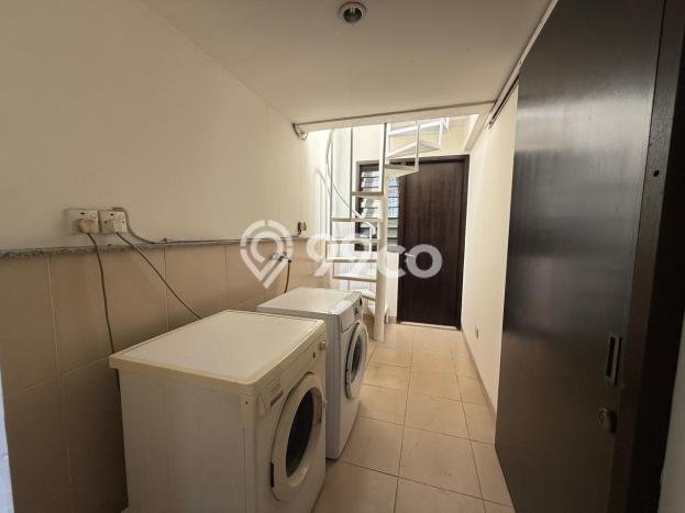 Hunian Modern Disewakan di Pejaten Jakarta Selatan 5 KT & 5 KM Hunian Modern Disewakan di Pejaten Jakarta Selatan 5 KT & 5 KM