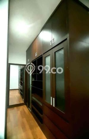 Hunian Minimalis dengan LT 350m2 & LB 600m2 Disewakan di Pondok Indah Hunian Minimalis dengan LT 350m2 & LB 600m2 Disewakan di Pondok Indah