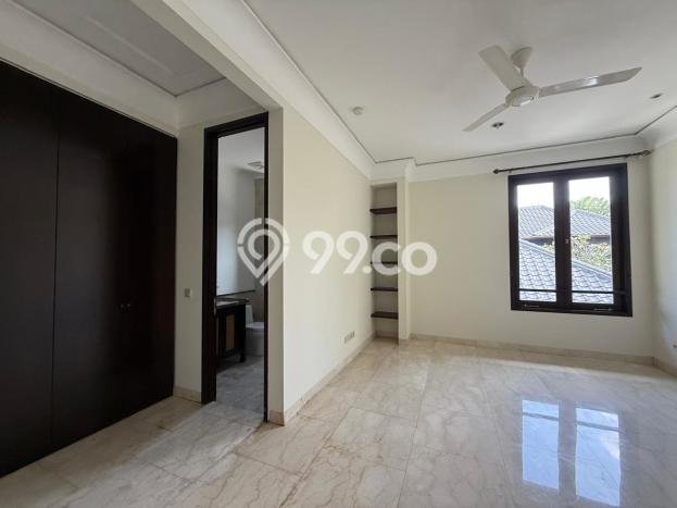 Hunian Modern Disewakan di Pejaten Jakarta Selatan 5 KT & 5 KM Hunian Modern Disewakan di Pejaten Jakarta Selatan 5 KT & 5 KM
