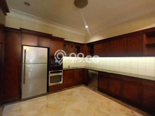 Disewakan Rumah Nyaman di Pondok Indah LT 650m2 / LB 700m2 Siap Huni Disewakan Rumah Nyaman di Pondok Indah LT 650m2 / LB 700m2 Siap Huni
