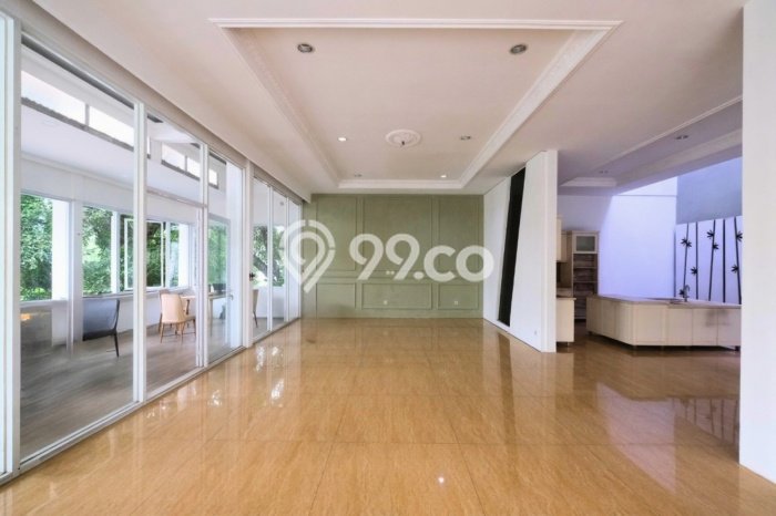 Rumah Mewah LB 1000m2 Siap Pakai Desain Elegan di Pondok Indah, Jakarta Selatan Rumah Mewah LB 1000m2 Siap Pakai Desain Elegan di Pondok Indah, Jakarta Selatan