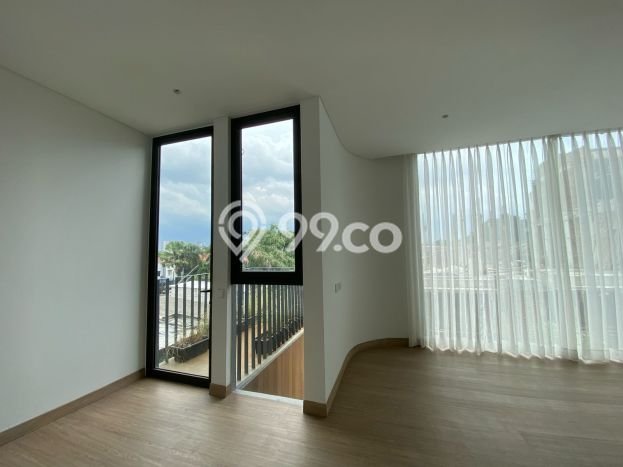Jual Rumah Mewah Megah Dengan View Eksklusif di Kemang, Jakarta Selatan Jual Rumah Mewah Megah Dengan View Eksklusif di Kemang, Jakarta Selatan