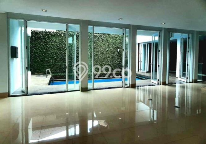 Hunian Minimalis dengan LT 350m2 & LB 600m2 Disewakan di Pondok Indah Hunian Minimalis dengan LT 350m2 & LB 600m2 Disewakan di Pondok Indah