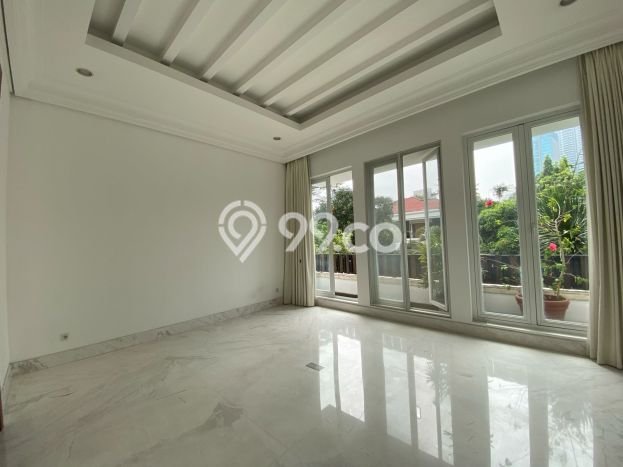 PRIME AREA! Rumah di Kebayoran Baru, 5 KT, Lingkungan Elite, LT 1500m2m² Bangunan 850m2m² PRIME AREA! Rumah di Kebayoran Baru, 5 KT, Lingkungan Elite, LT 1500m2m² Bangunan 850m2m²