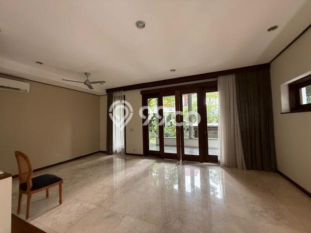 Sewa Rumah Nyaman di Kebayoran Baru Siap Pakai dan Strategis Sewa Rumah Nyaman di Kebayoran Baru Siap Pakai dan Strategis