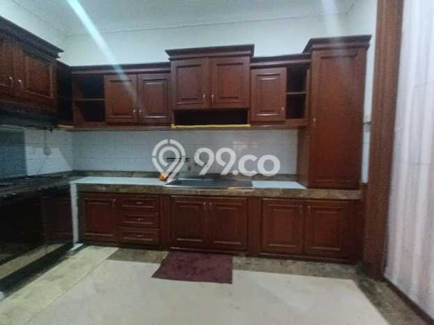 Disewakan Rumah Nyaman di Pondok Indah LT 650m2 / LB 700m2 Siap Huni Disewakan Rumah Nyaman di Pondok Indah LT 650m2 / LB 700m2 Siap Huni