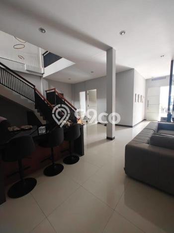 Hunian Eksklusif Dijual LT 180m2 di Sukolilo, Surabaya Hunian Eksklusif Dijual LT 180m2 di Sukolilo, Surabaya