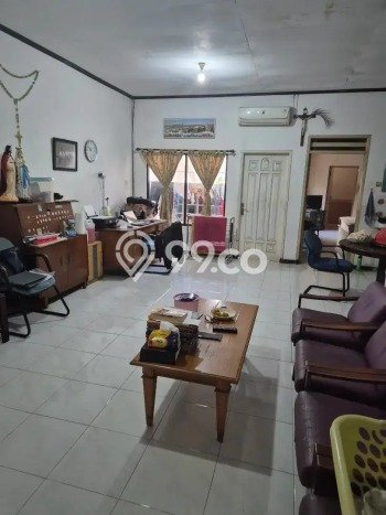 Hunian Eksklusif Siap Huni LT 250m2 di Rungkut, Surabaya Hunian Eksklusif Siap Huni LT 250m2 di Rungkut, Surabaya